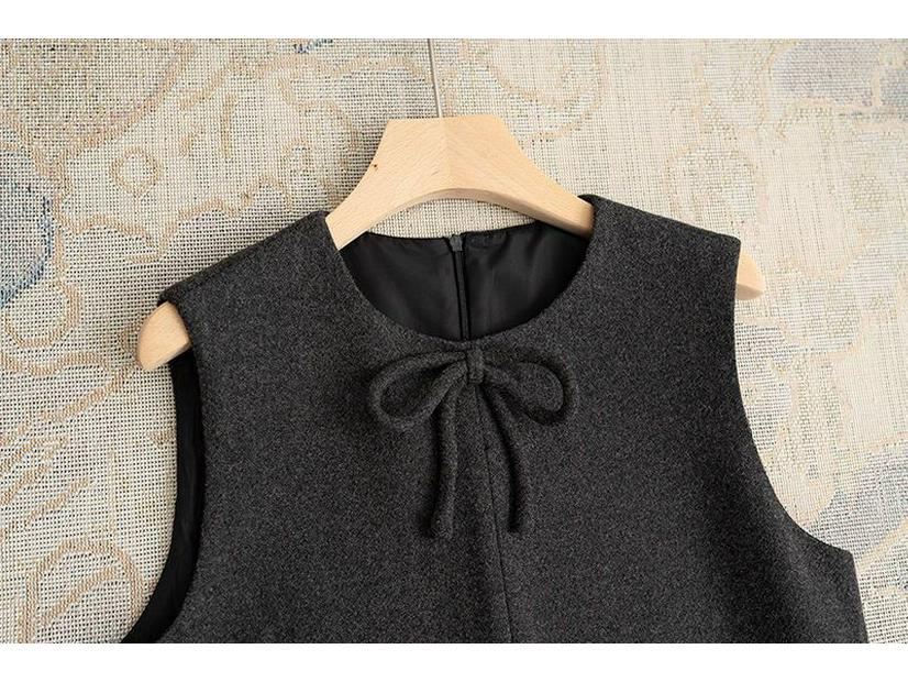2025 Women's Plus Size French Style Bow Sleeveless Dress for Autumn/Winter