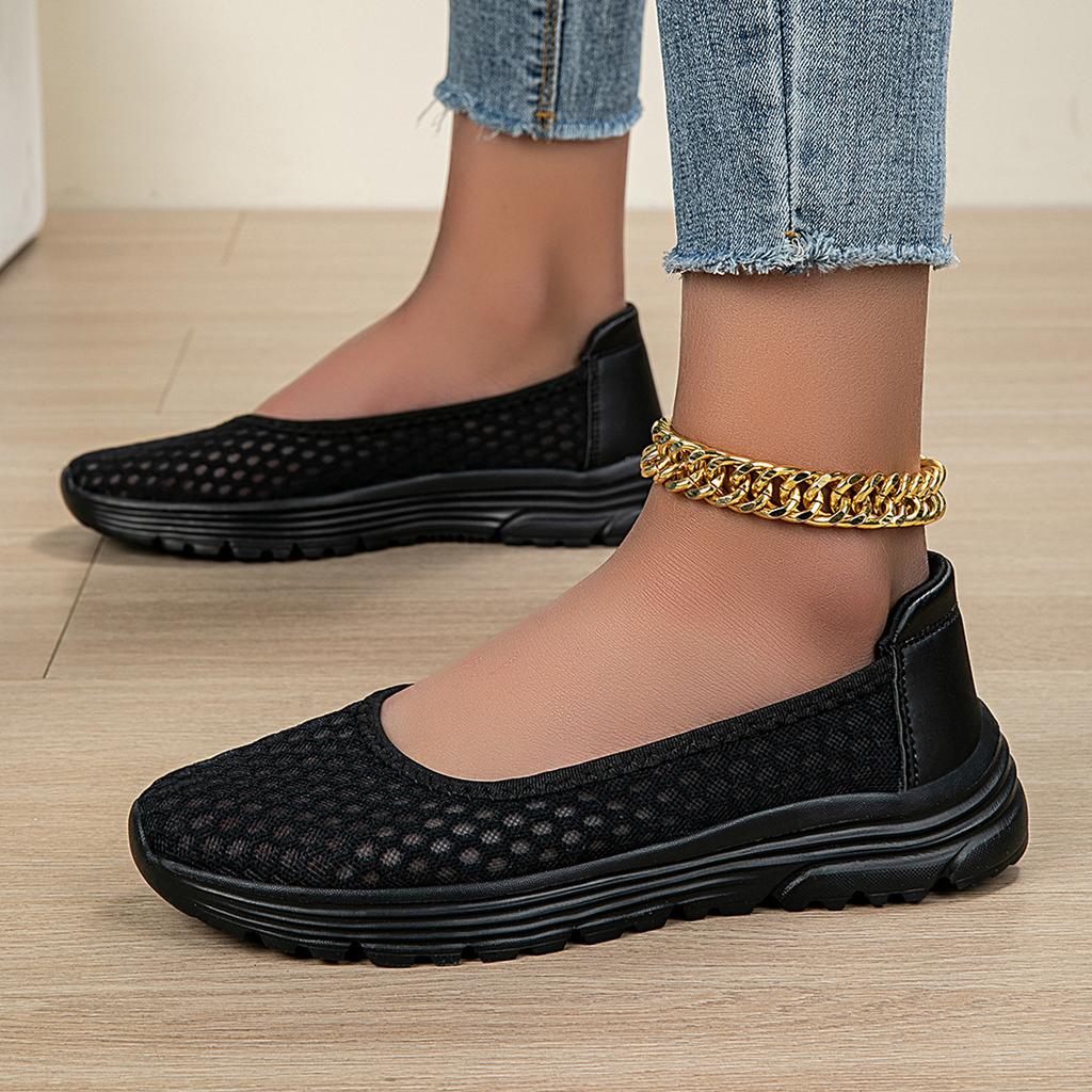 One Pedal Lazy Bag Head Half Slippers Men and Women Wear Mesh Outside Women's Walking Cool Slippers Large Size Comfortable Hole