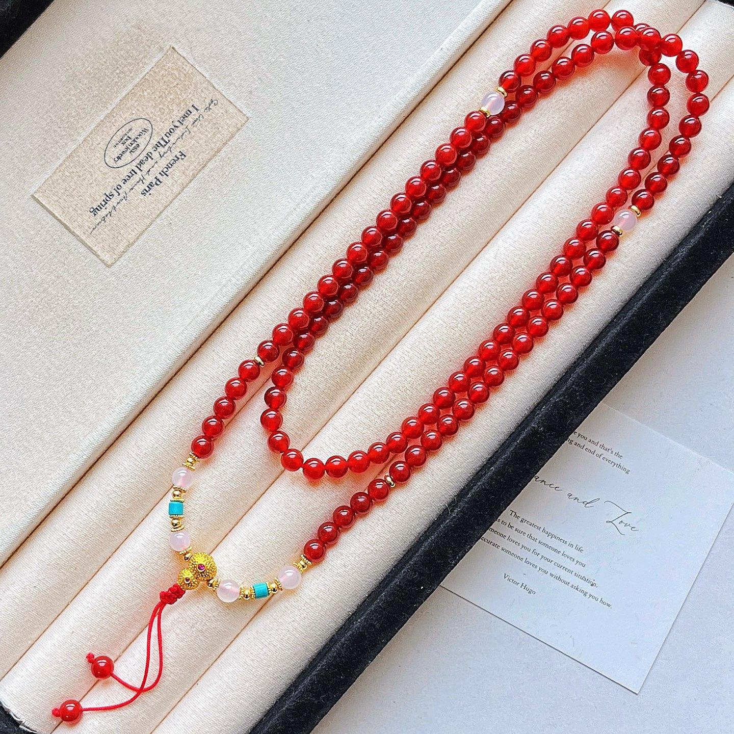 Retro High-Grade Natural Chalcedony Agate Pendant Necklace