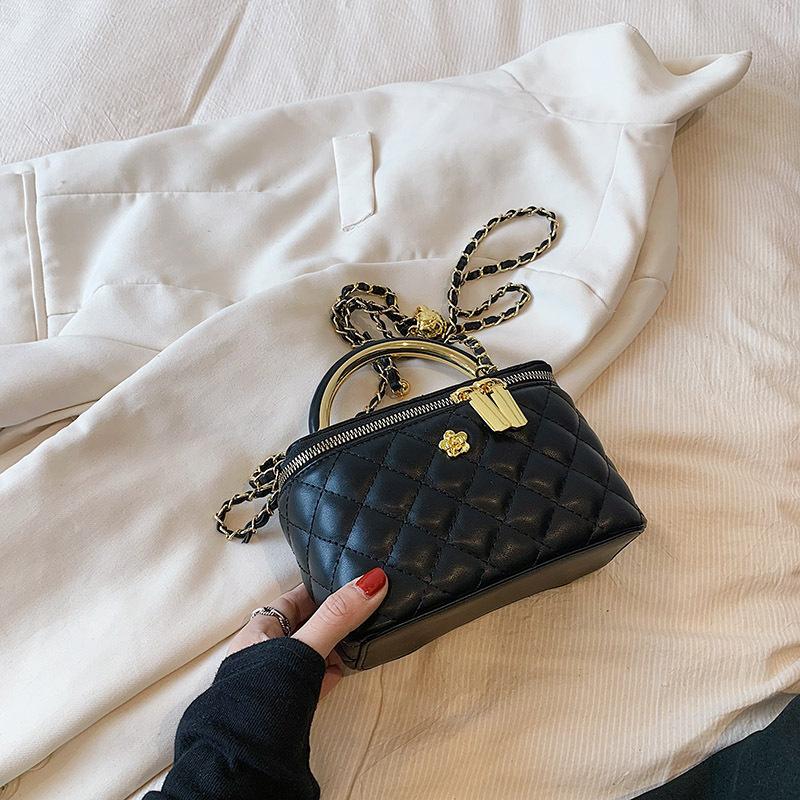 Xiaoxiangfeng rhombus embroidery thread small bag women's 2025 new high-end chain bag fashionable versatile portable small square bag