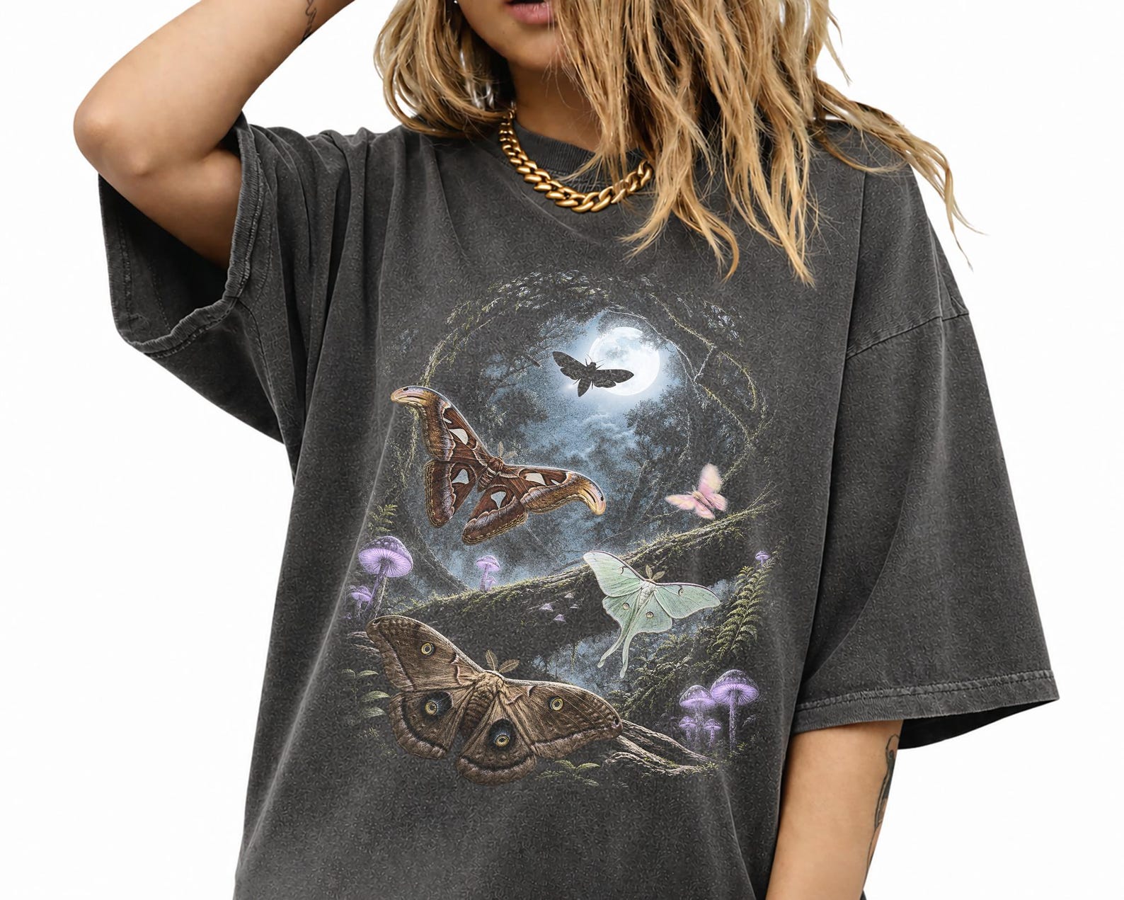 Moths Habitat T-Shirt, Vintage Woodland Entomology Nature Top 2XL