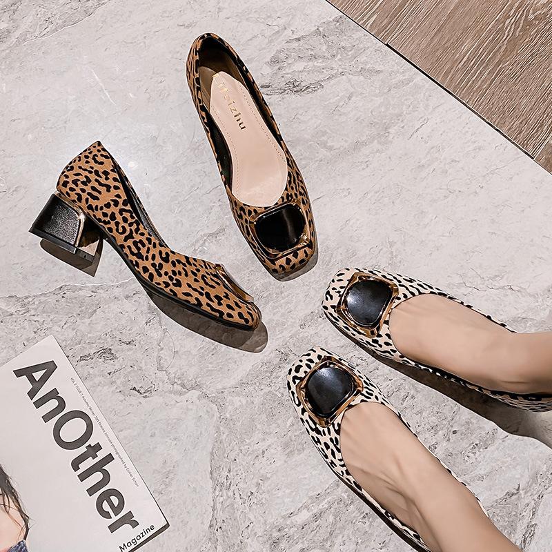 Marime Plus 35 -43 Femei Imprimeu Leopard Toc Gros Pompi Toc Med Toe Pătrat Moda Cataramă Office Lady Pantofi din piele Pantofi cu slip On