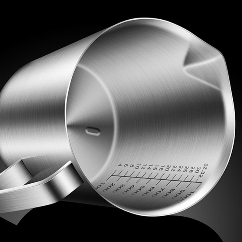 Bakmått av 304 rostfritt stål med hög kapacitet och exakt skala för köket, graderad bägare med handtag