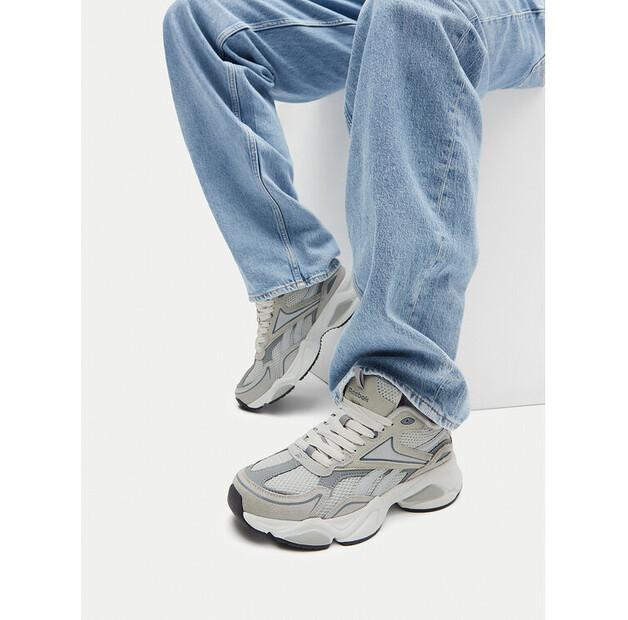 Кроссовки Reebok CHARGE