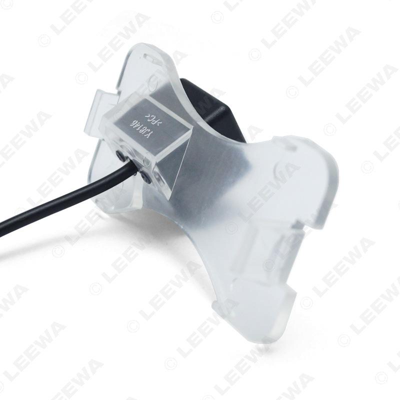 2009-2011 Old Fengshen S30 HD Waterproof 170° Rearview Camera