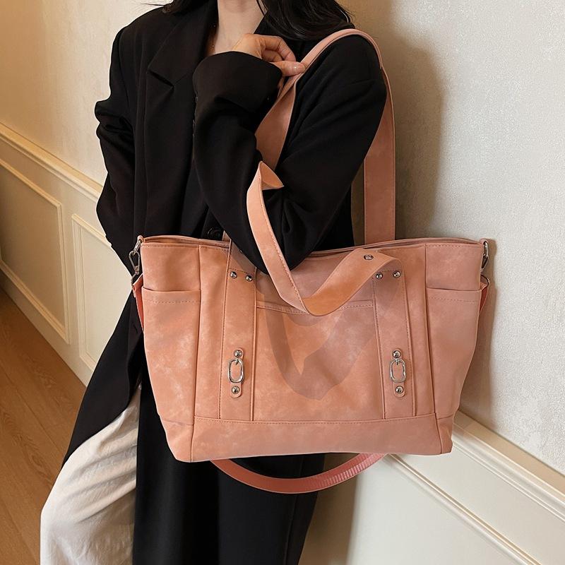 Codzienna torba pod pachę o dużej pojemności damska torebka 2025 nowa prosta torba typu tote wszechstronna torba na ramię listonoszka