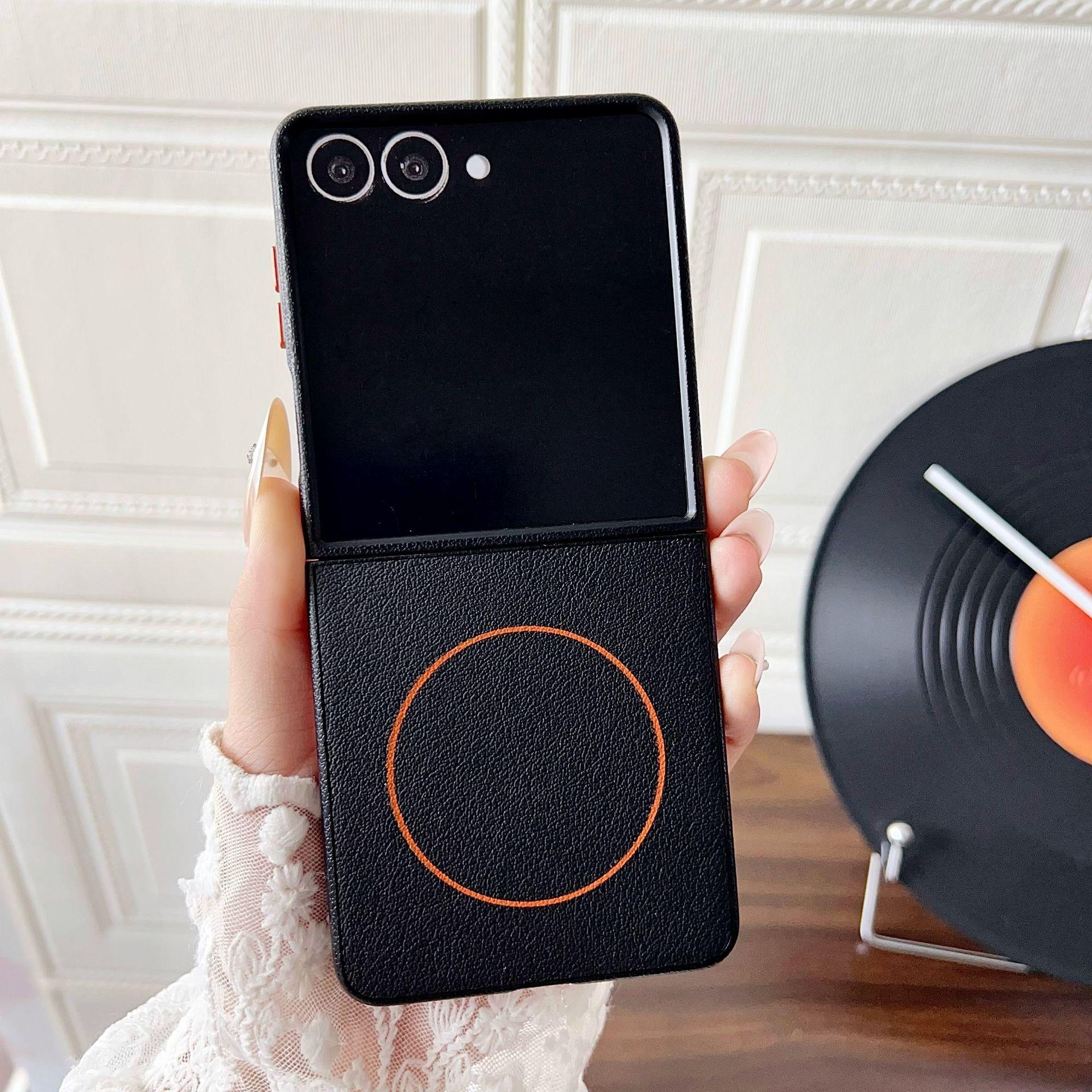 

Minimalist Litchi Leather Screen Phone Case for Samsung Galaxy Z Flip 7 6 5 Fine Ring Magnetic Wireless Charge Protection Cover Galaxy Z Flip7 чорний
