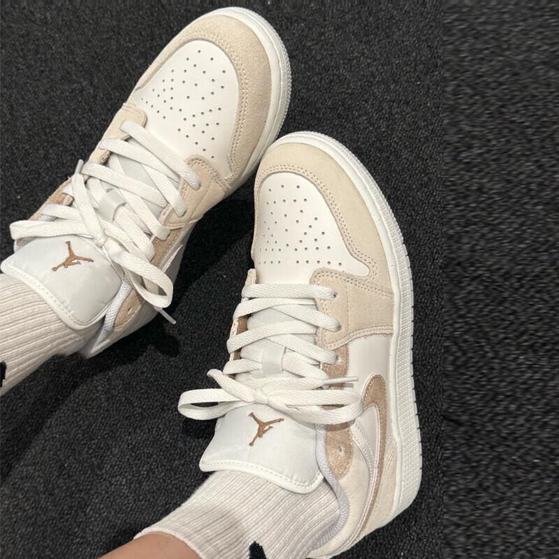 Jordan 1 Low SE Legend Light Brown GS HF1863-200