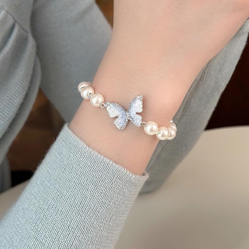 Pearl moonstone bracelet French retro court style bracelet light luxury temperament high-end jewelry women