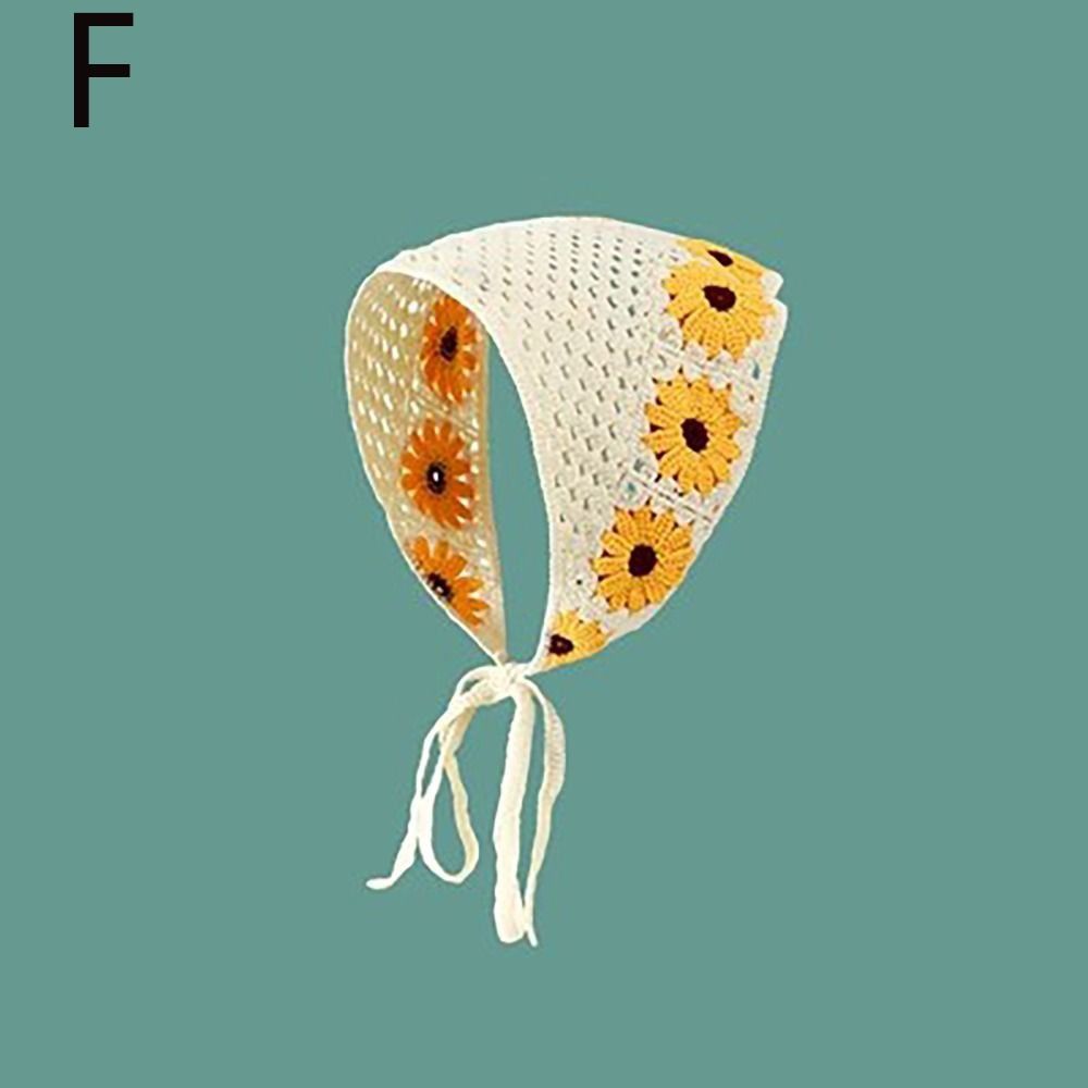 French Pastoral Style Triangle Headband Knitted Handmade Crochet Headscarf Hat Daisy Flower Flower Strawberry