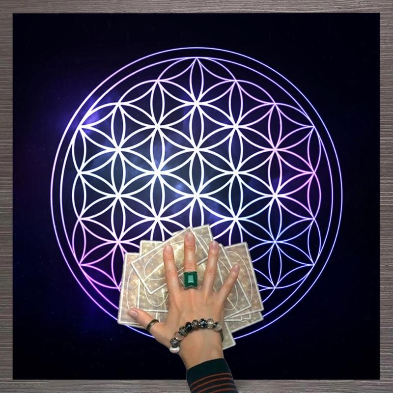 Tarot Card Tablecloth Altar Tarot Cloth Divination Card Table Cloth Square Flannel Table Cover Decorations 50/60/75cm