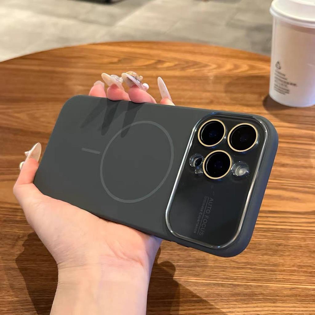 MagSafe-kompatibelt flytande silikonskal med magnetiska AI-integrerade knappar för iPhone 17 Pro Max