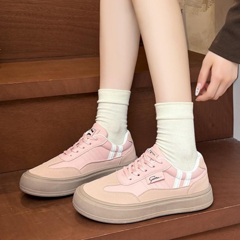 Mittelwade Runde Zehenpartie Schwarze Schuhe Für Damen Damenstiefel Biker Schuhe Nieten Halbhoch Gothic Stilvoll Und Niedriger Preis Pu