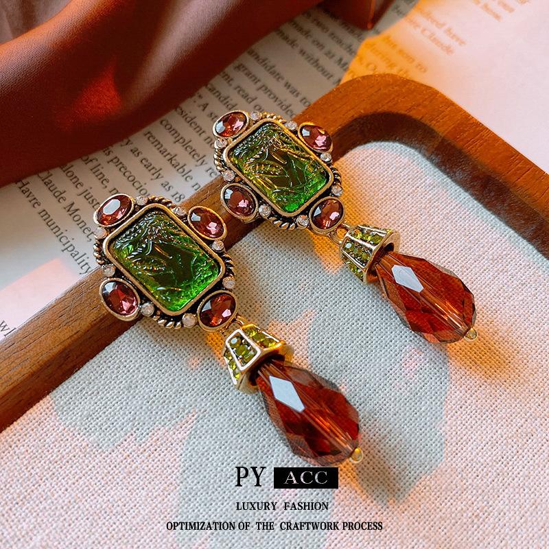 Medieval Vintage Rhombus Flower Earrings Retro Light Luxury High-end Earrings Niche Court Style Earrings