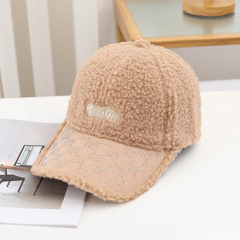 New Winter Women's Hat Versatile Imitation Lamb Fur Thickened Warm Baseball Cap for Women Fashionable Women's Black Baseball Cap