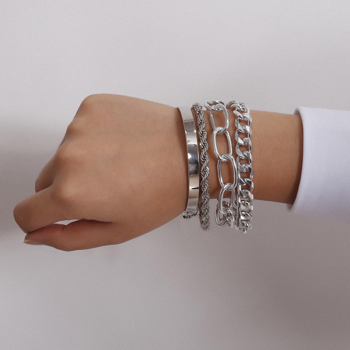 

Ingemark 4Pcs/Set Trendy Punk Irregular Twists Metal Bracelets Women Hip-Hop Gold Color Stacking Chunky Chain 2026 New Jewelry