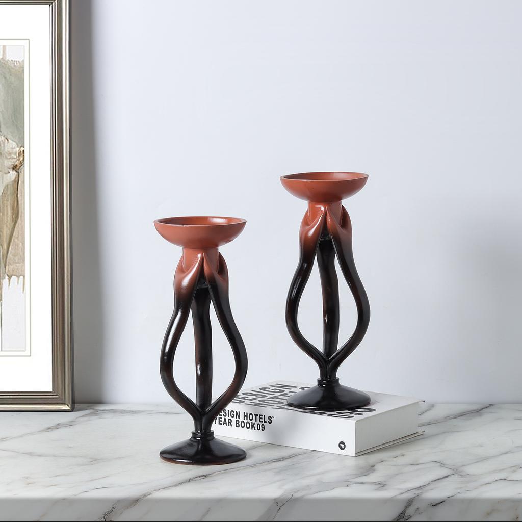 Resin Handicrafts Candlestick Hollowed-out and Wrapped Abstract Candle Holder Desktop Storage Container Home Decoration