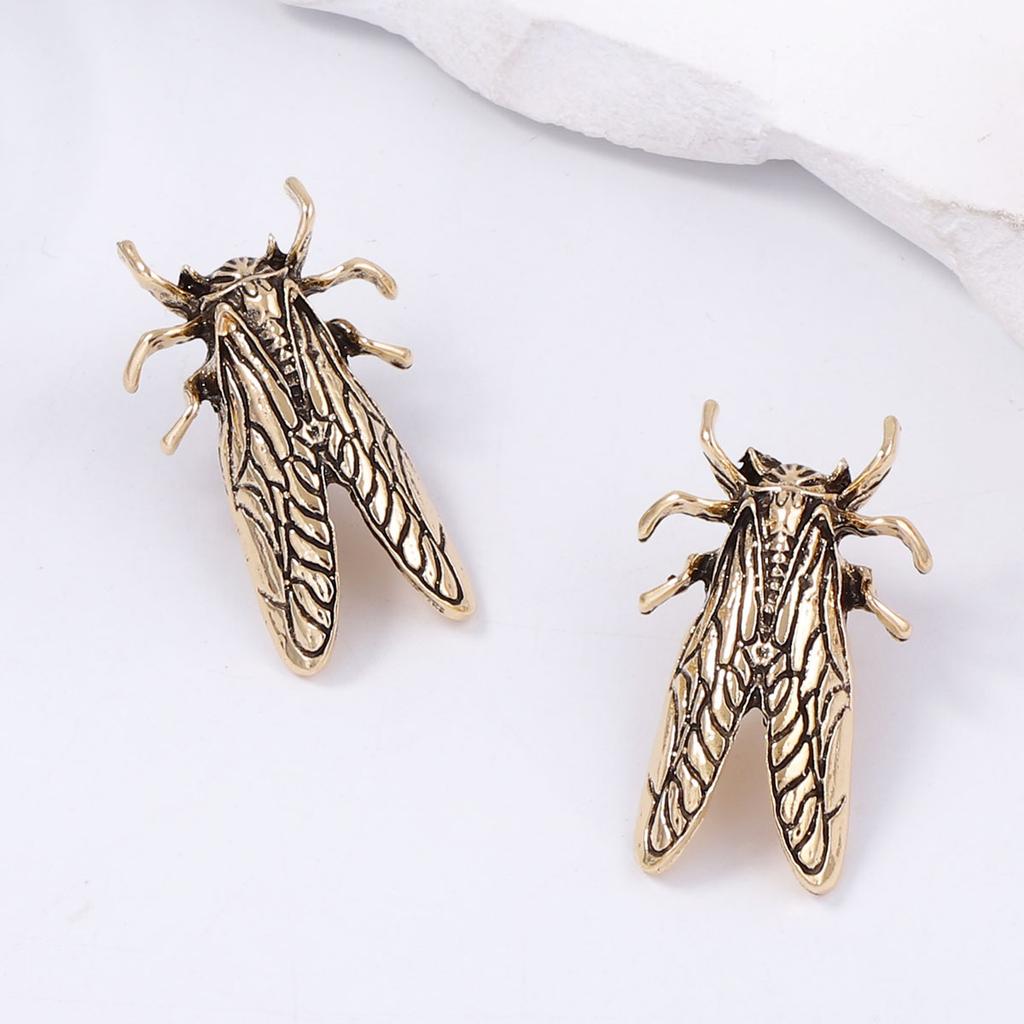 Personality Trend Design Sense Alloy Insect Unique Temperament Light Luxury Earrings Versatile Daily Commuter Women's