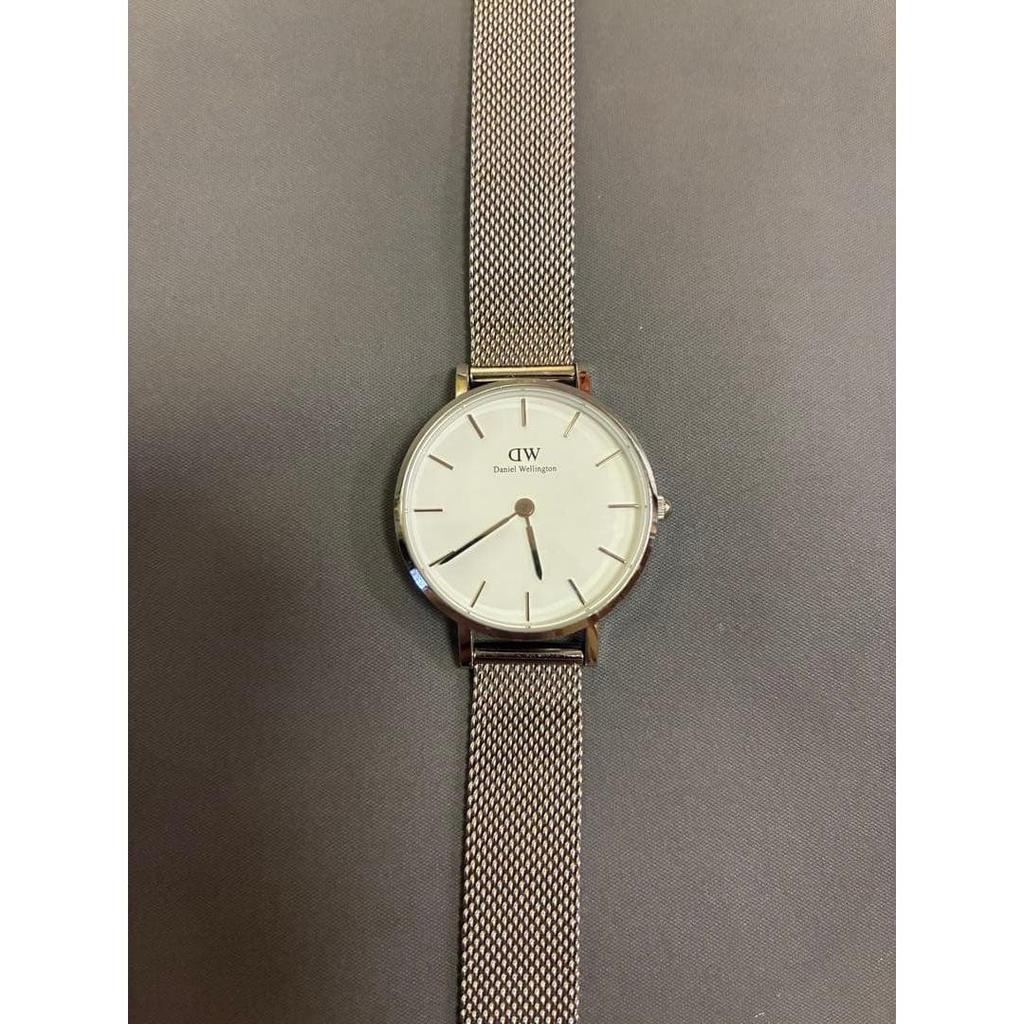 Used Daniel Wellington watch 28mm