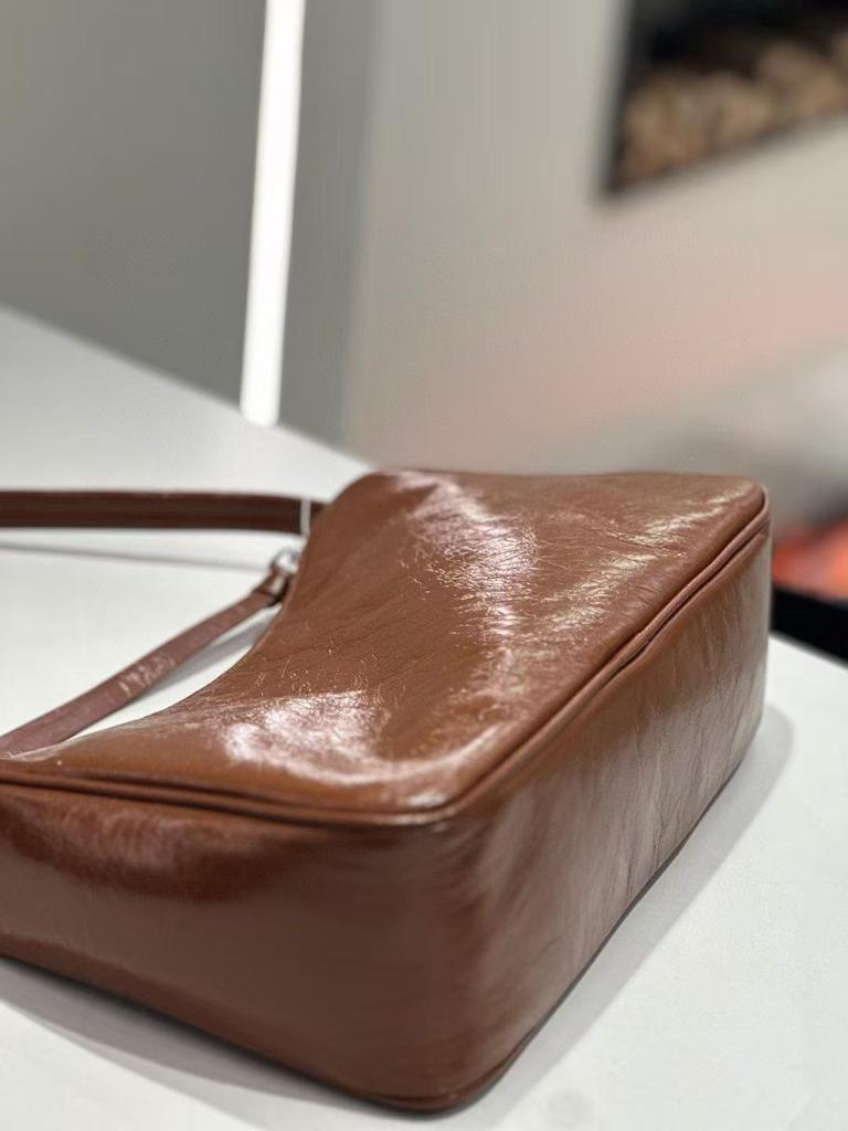 Genuine Leather Women's Crossbody Handbag - 2025 Fashion Large Capacity Dumpling Bag