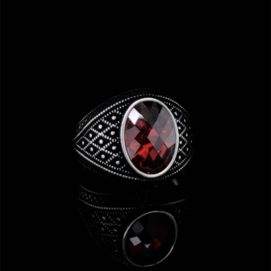 Luxury European and American Men's Rings Retro Black Red Diamond Men's Rings
