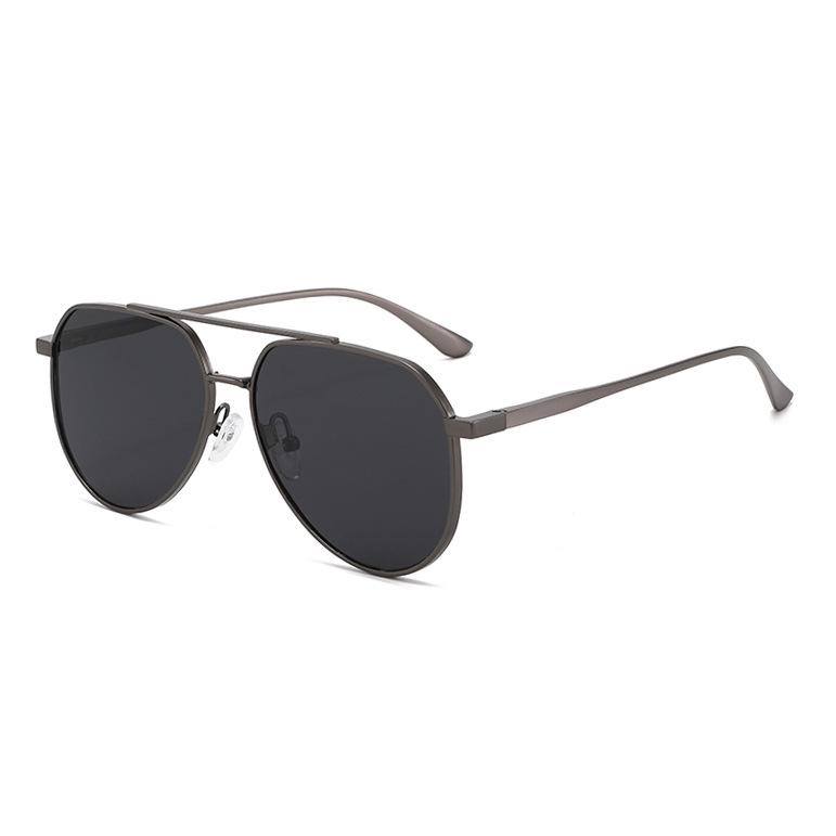 High-End Men's Retro Double Bridge Aviator Sunglasses - Fashionable Metal Goggles for Sun Protection