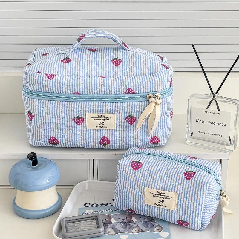 Dámská růžová kosmetická taška s jahodami, přenosný cestovní organizér, pouzdro na toaletní potřeby a make-up, kabelka se zipem pro dámy