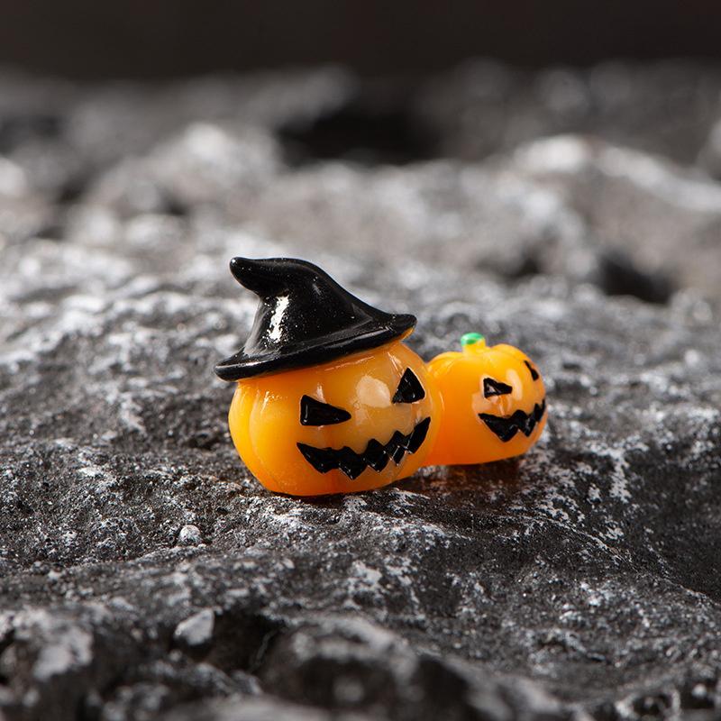 Micro Landscape Halloween Decoration Accessories Mummy Skull Wizard Face-free Monster Pumpkin Resin Small Ornaments