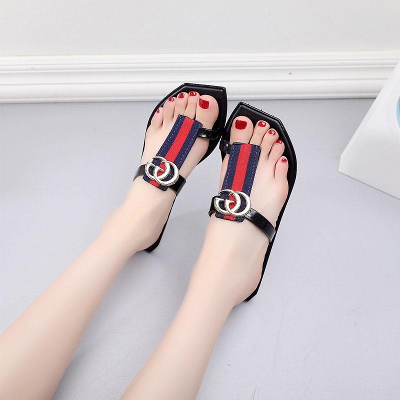 Hochwertige Sommer Damen Flip-Flops Mit Gurtband-Streifen-Design Für Strandbekleidung