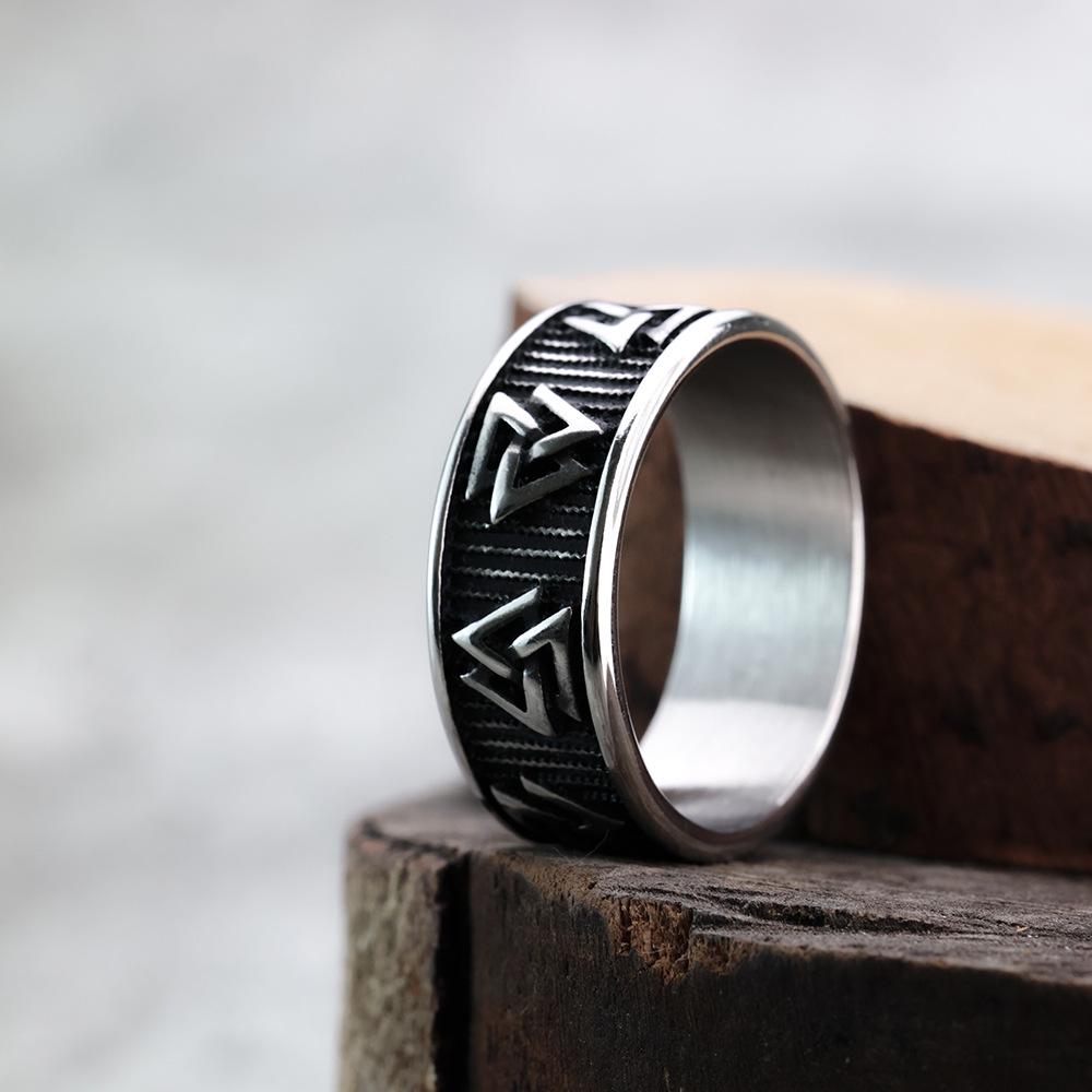 Stylish Retro Celtic Viking Triangle Men's Fashion Ring
