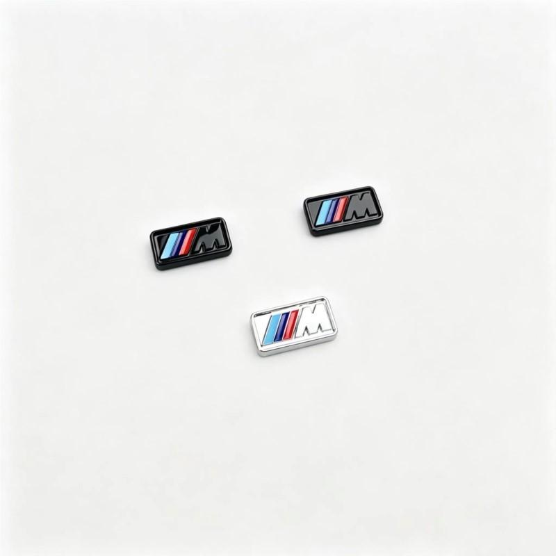 For BMW E84 2BMW M Logo Car Steering Wheel Hub Caps Center Emblem Badge Sticker DIY For BMW E46 E39 E38 E90 E60 E36 F30 F20 X1 X3 X5 X6 X4 X7 M1