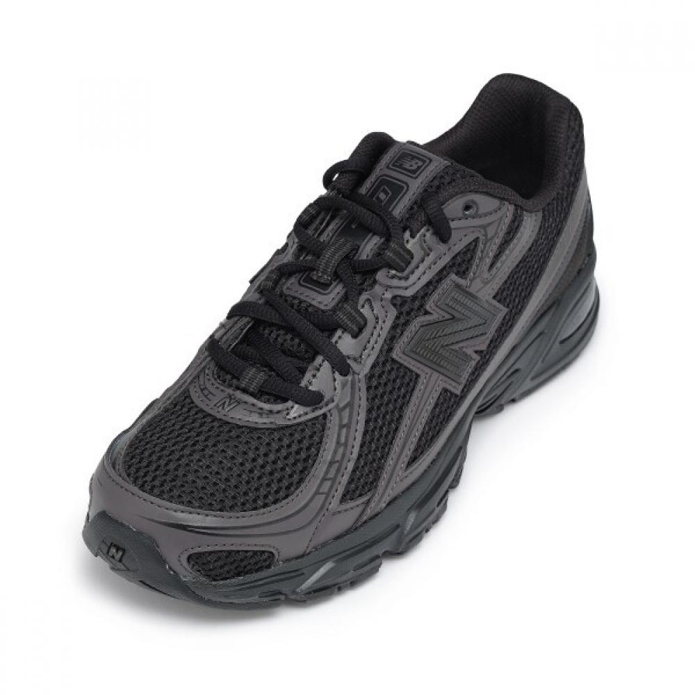 New Balance 740 Black Cement Black D stanDarD