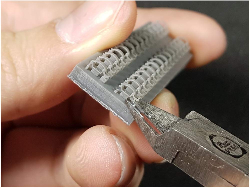 MJ Miniatures 1/35 Scale WWII German OVM Clamp Tool Set for Plastic Models (MJEZ35001)