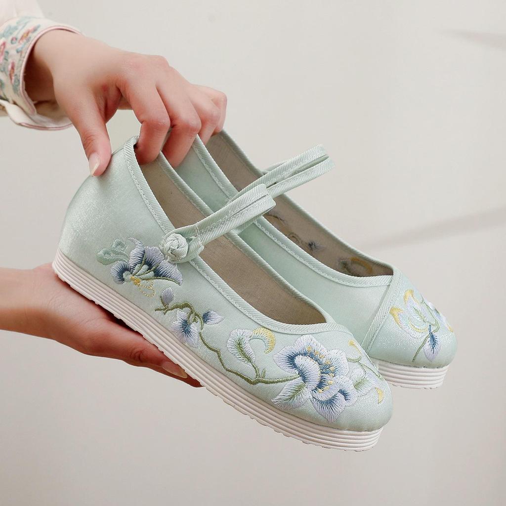 Wanqing 2024 Summer Embroidered Hanfu Women's Bow Shoes with Inner Lift