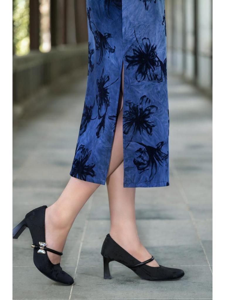 Elastic Flocked Tie-Dye Retro Winter Qipao 2025 - New Chinese National Style