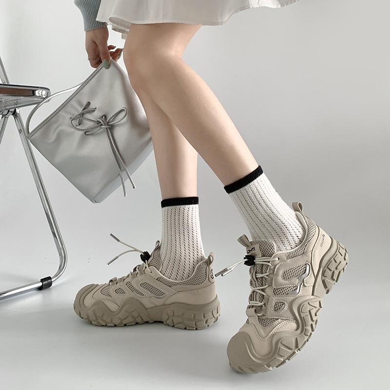 Módní všestranné retro vycházkové tréninkové boty internetové celebrity dámské letní 2025 nové lehké studentské sportovní boty Forrest Gump