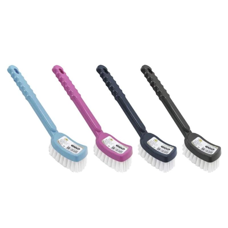 1 small square toilet brush