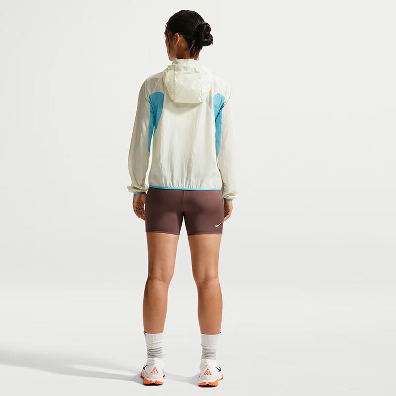 Nike Women's Fashion Woven Jacket