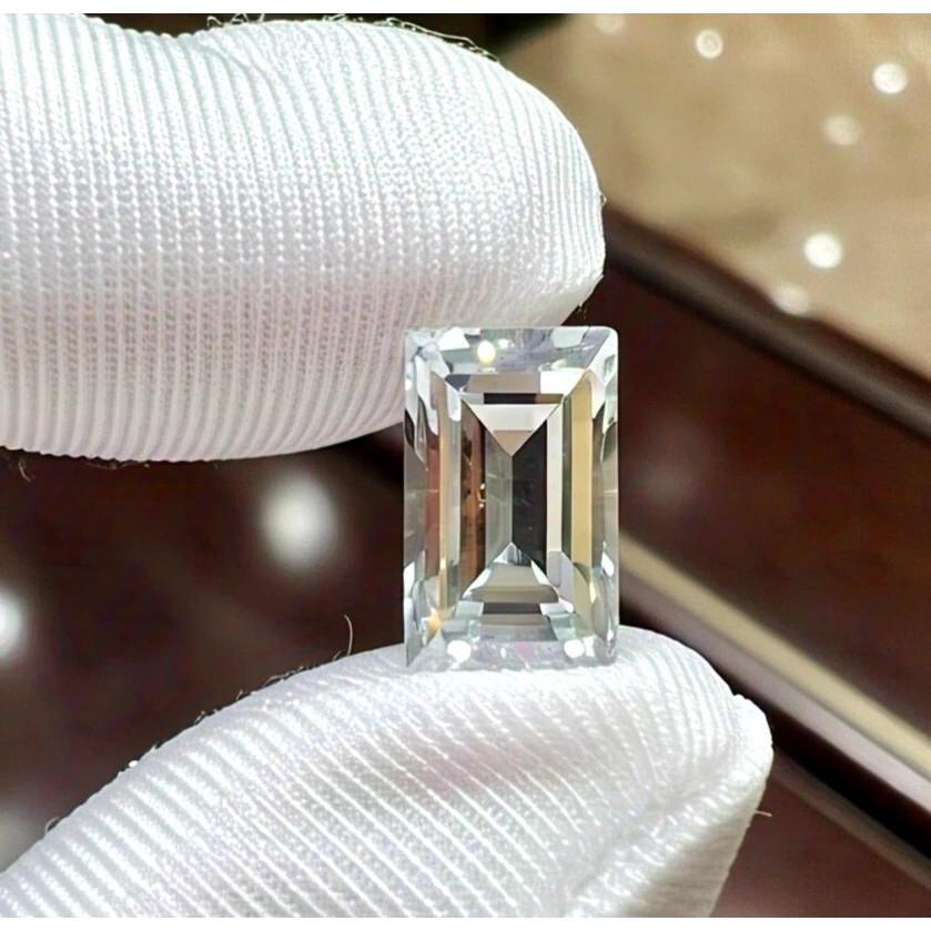Emerald Cut 1 CT VVS1 Clarity Natural D Color Lab-grown Diamond Certified M1U98