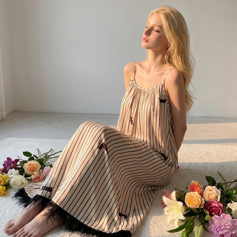 1011 spring and summer new ice silk pajamas small fresh backless suspender pajamas women's loose girl sexy pure desire long dress