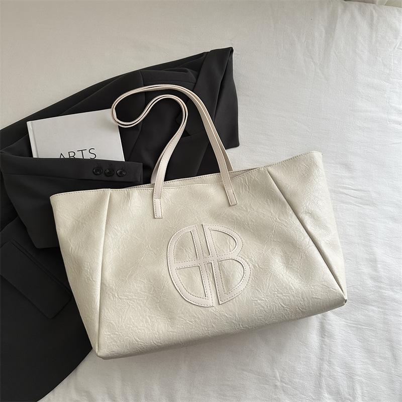 

Ретро сумка большой вместимости женская сумка 2025 новая повседневная сумка через плечо из мягкой кожи универсальная сумка-тоут сумка для путешествий на короткие расстояния белый