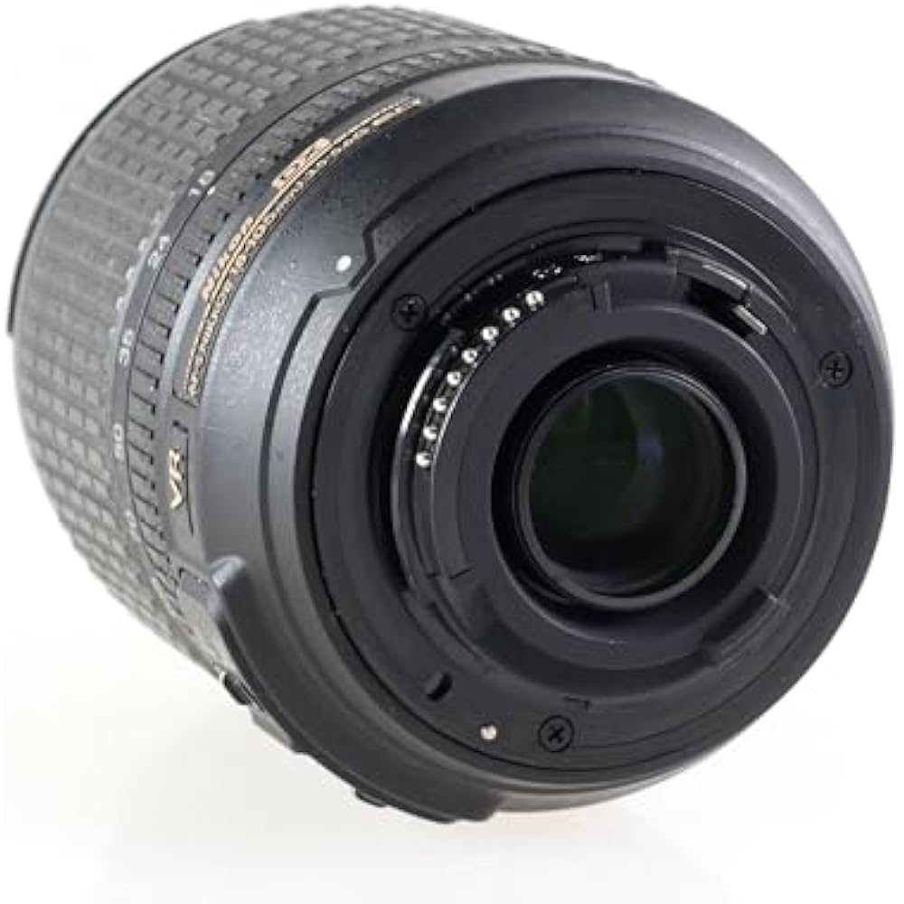 Nikon Standard Zoom Lens AF-S DX NIKKOR 18-105mm f/3.5-5.6g ED VR for Nikon DX Format