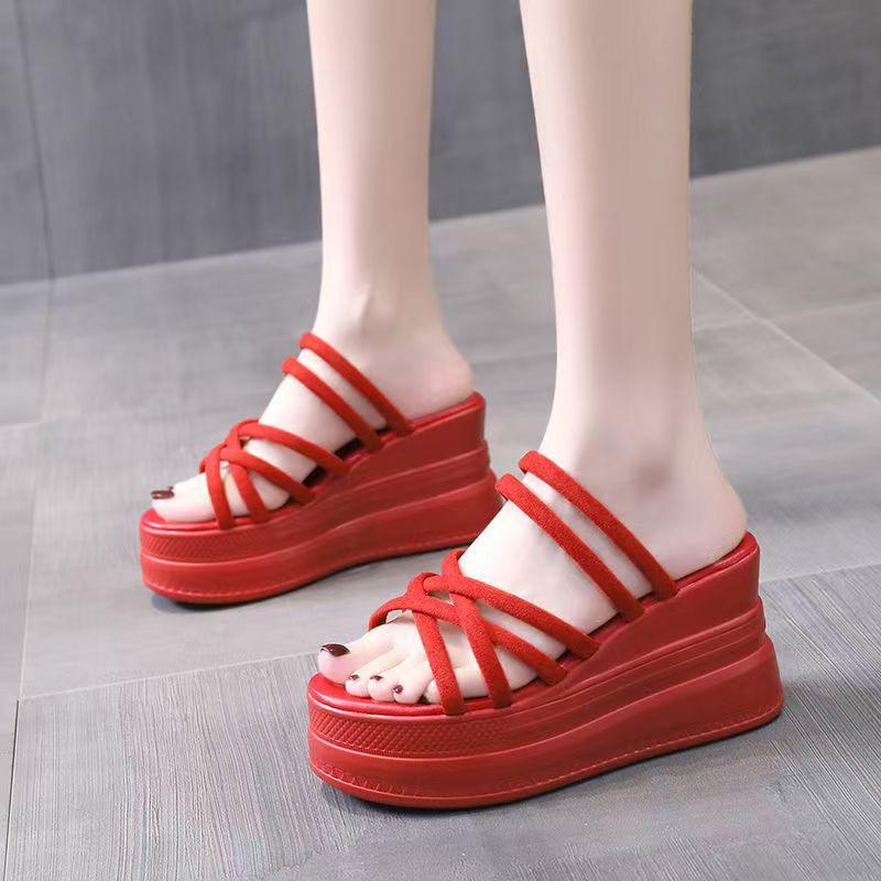 Slope Heeled Slippers Women Outside 2025 New Summer Fashion Bright Diamond Versatile Thick Sole Sponge Slipper Women Shoes