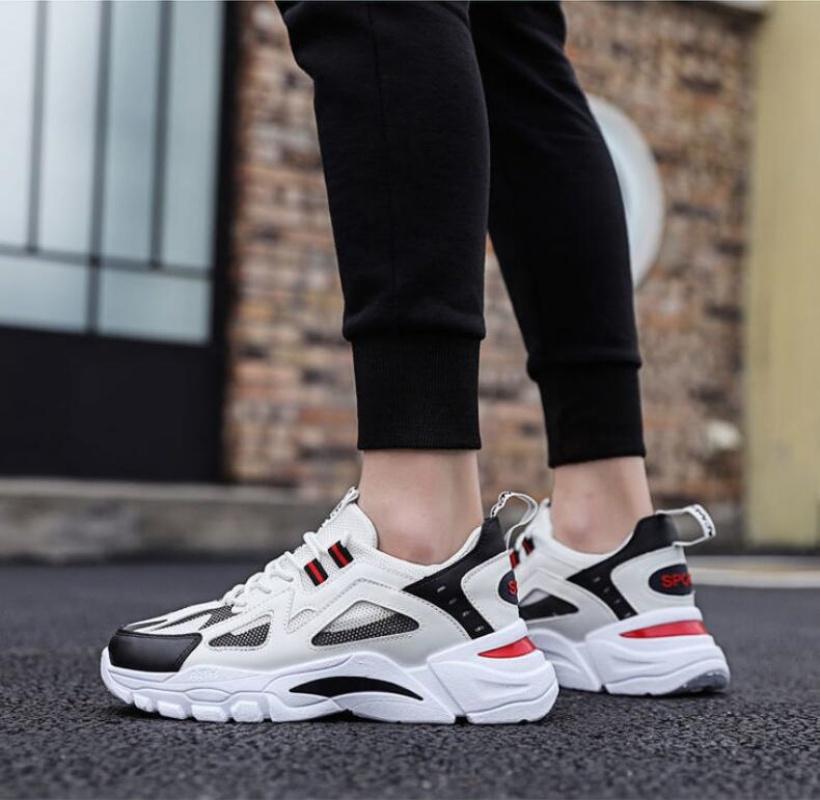 Men's Casual Sports Shoes 2024 New Men Platform Breathable Running Shoes Trendy Leather Stitching Mesh Men Nude Shoes