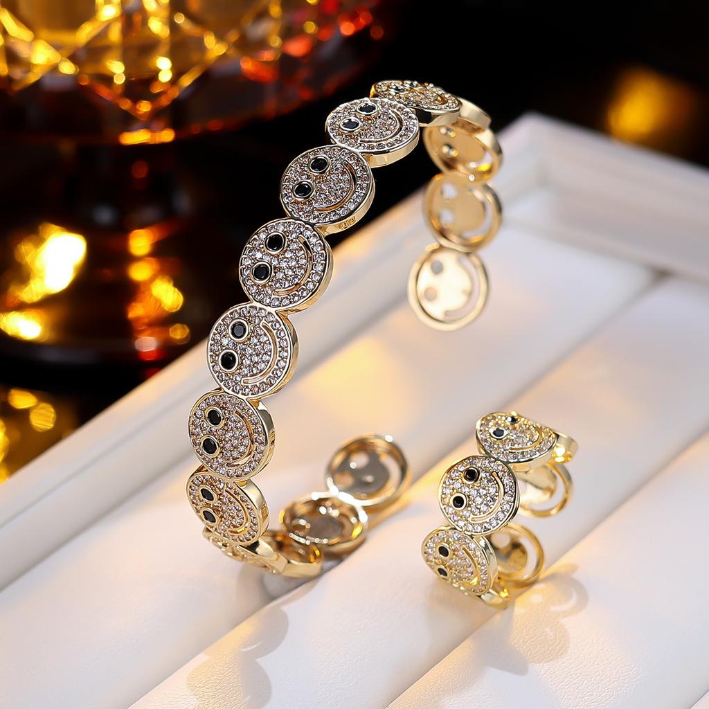 Women Smile Face Bracelet Ring Set Fashion Minimalist Zircon Jewelry Perfect For Party Gathering Wear