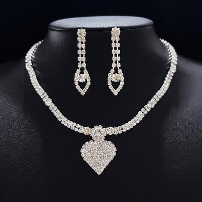 Wisiorek z kryształkami w kształcie serca Naszyjnik na obojczyk Kolczyki Panna Młoda Wszechstronny Temperament Zestaw naszyjnika na obojczyk