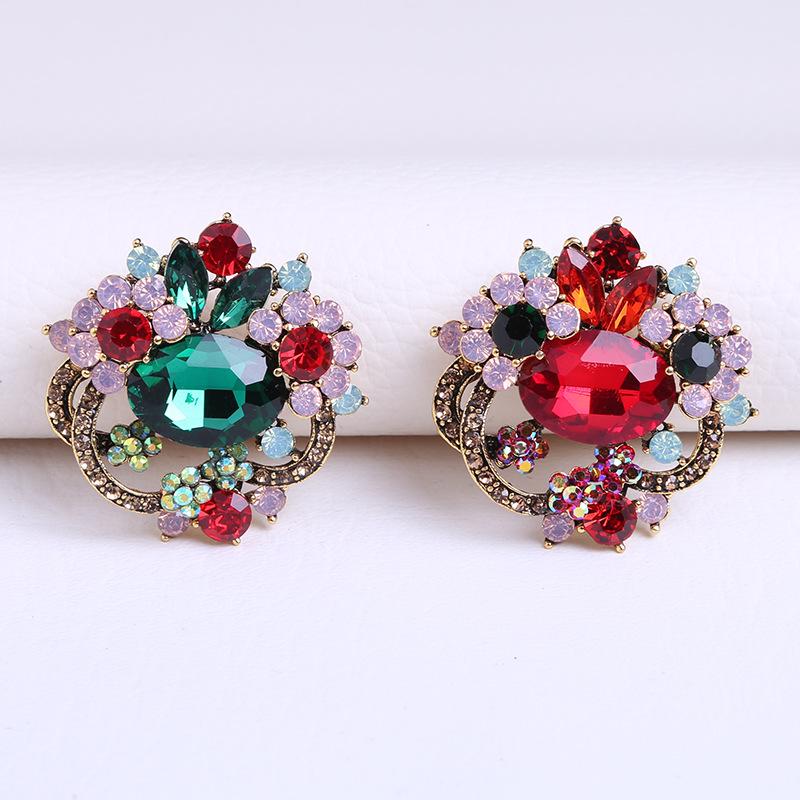 Love Gemstone Rhinestone Brooch High -End Temperament Elegant Dress All -Match Corsage Clothing Accessories Pin