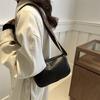 Vintage Leather Shoulder Bag for Women Retro Underarm Baguette Bag Small Crossbody Purse with Wide Strap Zipper Handbag Casual Daily Clutch