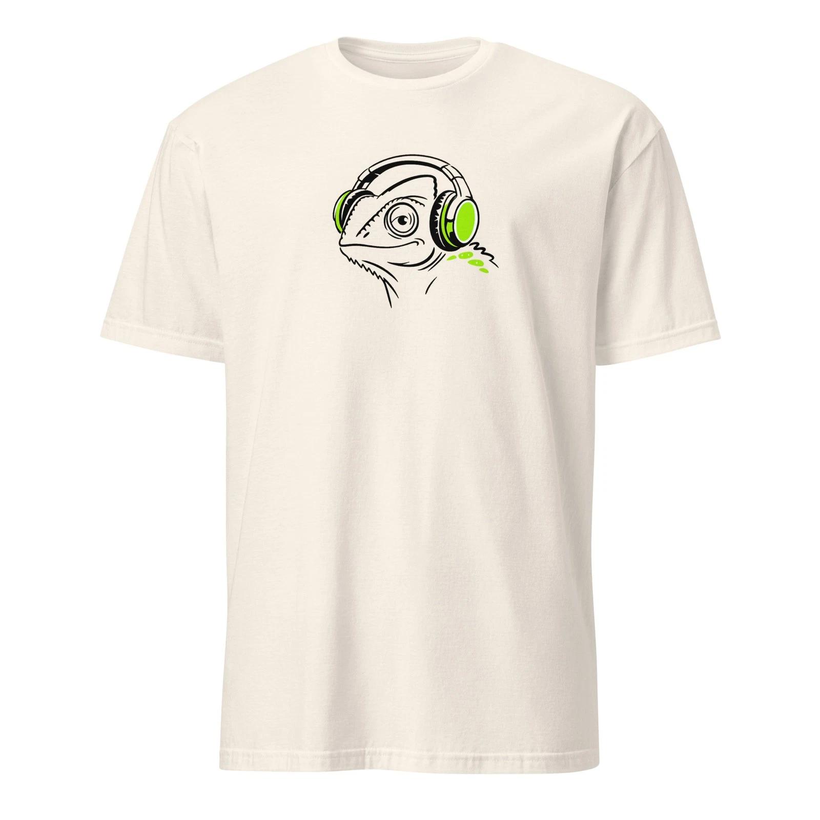 Título: Funny Chameleon Headphones T-Shirt Cool Music Lover Graphic Tee Pet L