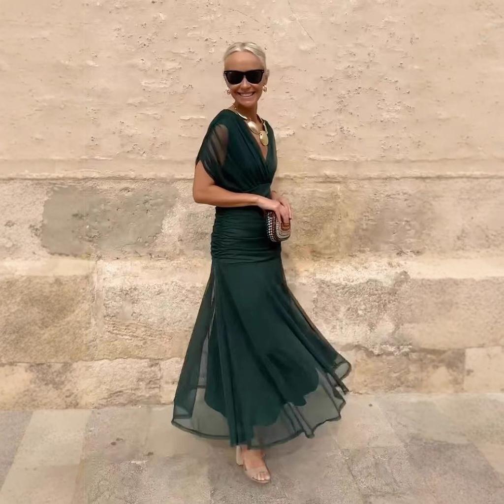 Vestido de Noite sereia com estampa floral, ombros à mostra, longo com barra de babados